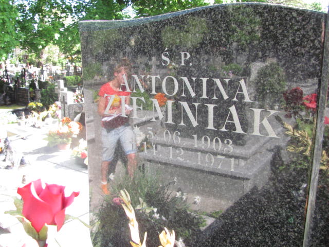 Antonina Ziemniak 1903 Przeworsk - Grobonet - Wyszukiwarka osób pochowanych