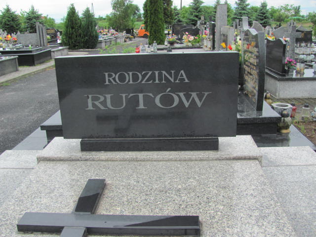 Teresa Rut 1928 Przeworsk - Grobonet - Wyszukiwarka osób pochowanych